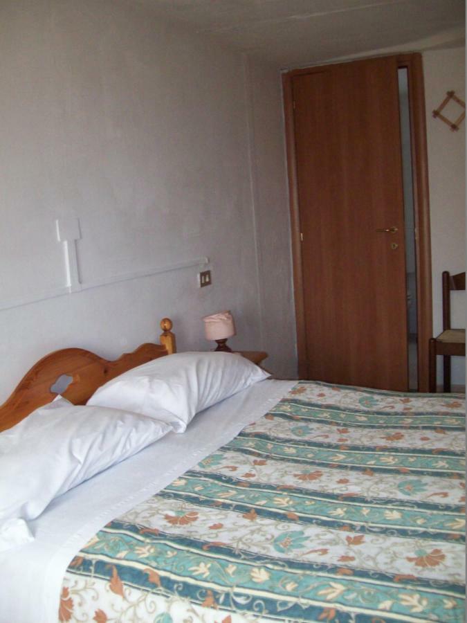 Albergo Casa Del Romano Fascia Exterior photo
